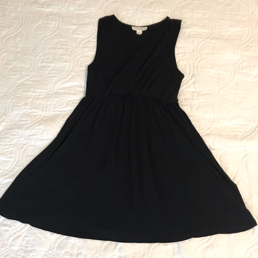 Forever 21 Sleeveless Black Dress.  Size Small. Very Soft. Casual, Cute & Comfy!